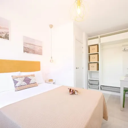 דירה 2 Bedroom, New, 1 Min To The Beach, Center- Picasso By 10tosea *